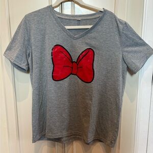 Women’s grey v neck tee shirt Minnie Mouse bow front worn once smoke free home